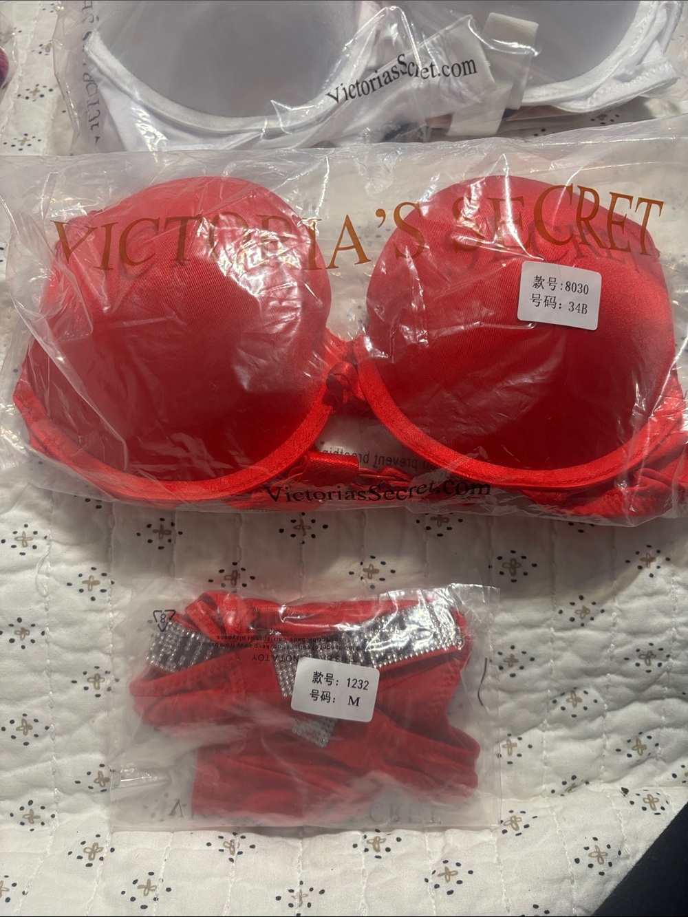 🆕VS Rhinestone Strap Bra and Panty Set NWT 34B & Med Very Sexy “Luxury” Hot Pink